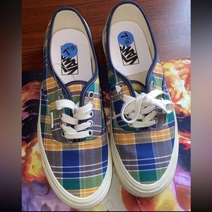 Vans off the wall low tops